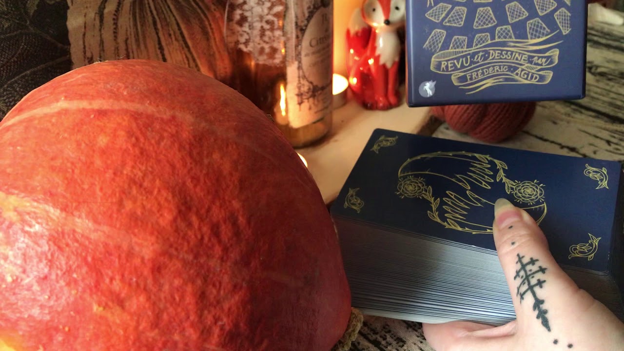 Sorci&egrave;re Express : Le Tarot de Marseille revisit&eacute; par Fr&eacute;d&eacute;ric Agid - chez Arcana Sacra