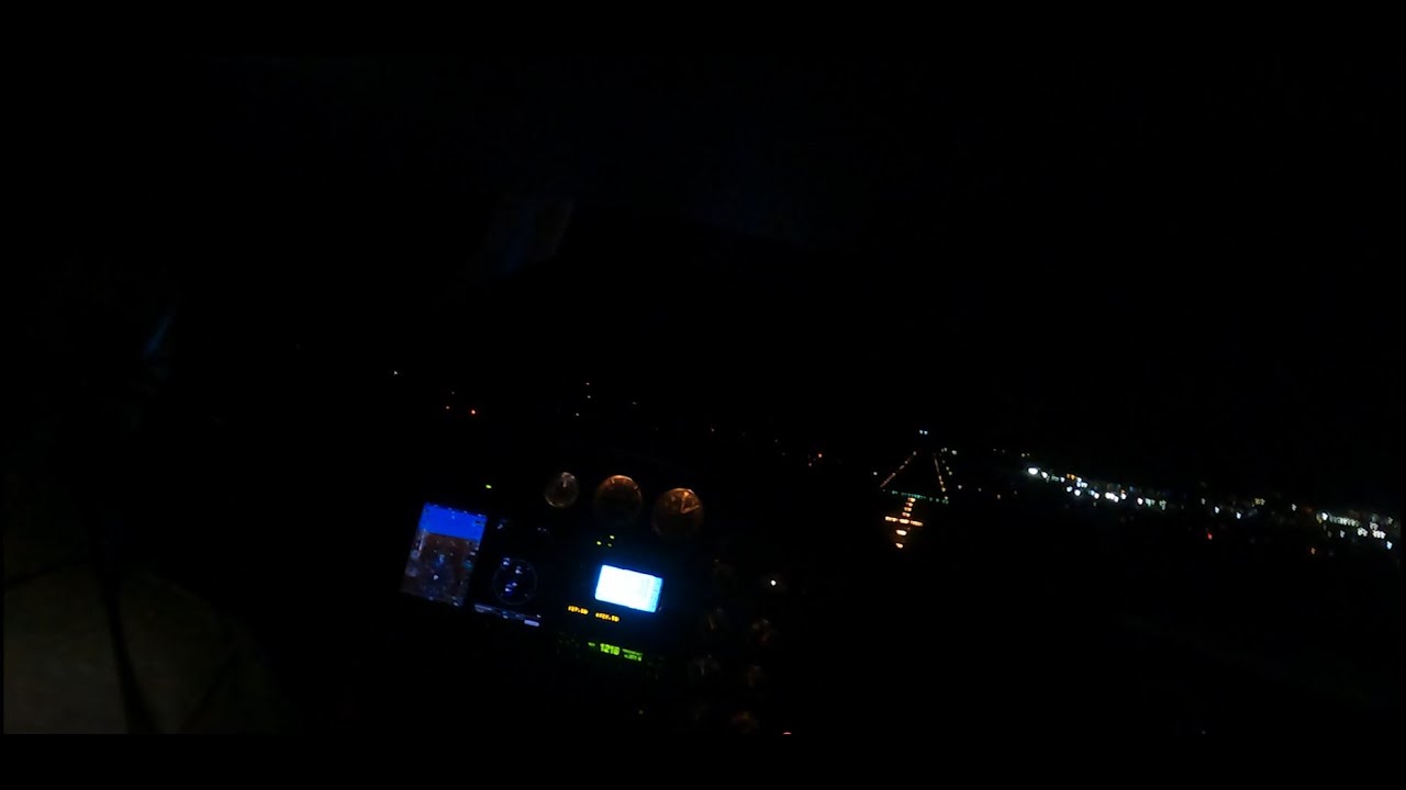 20 Minutes of Night Circuits at London (CYXU)