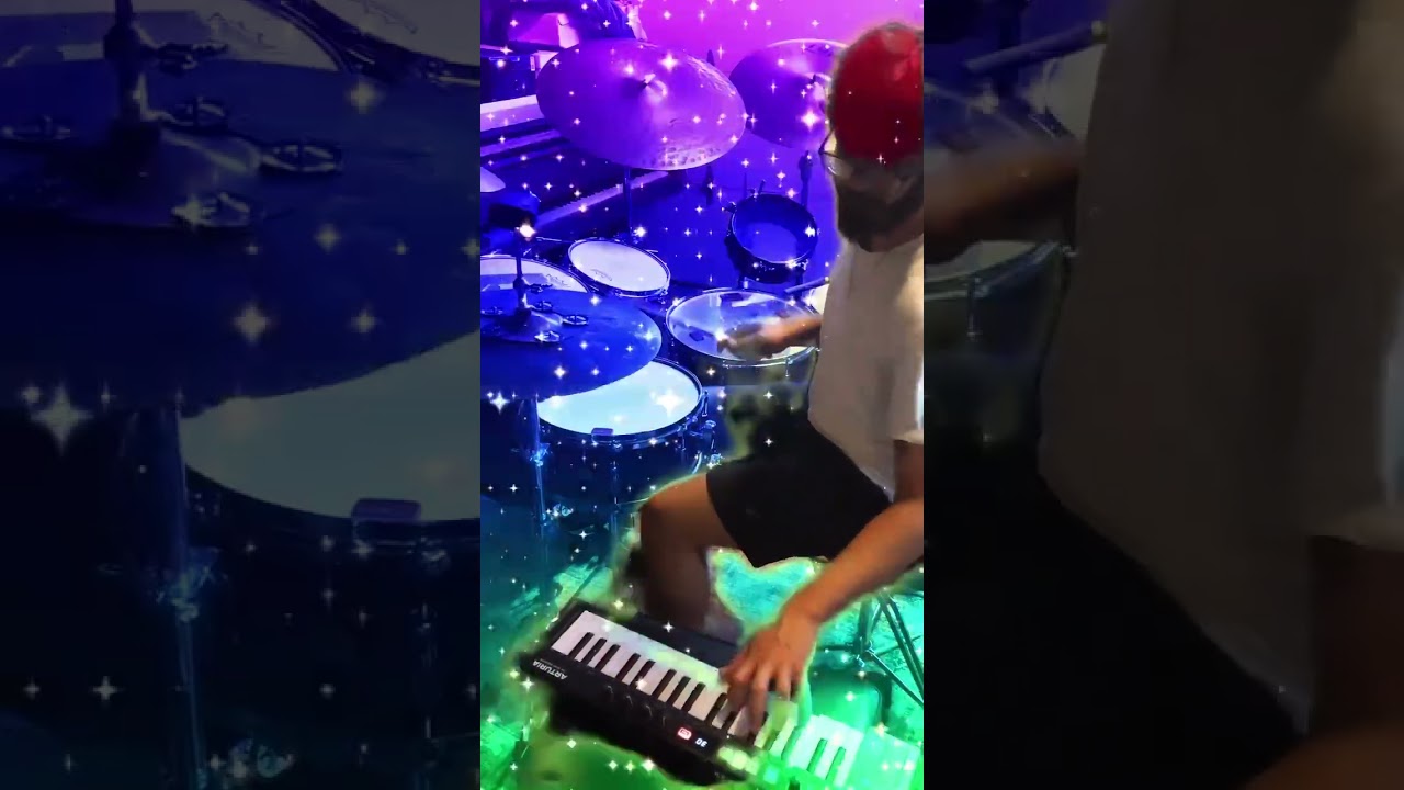 Marcos Morales drums solo (Electric Fingers #drummer #mercuriosessions )