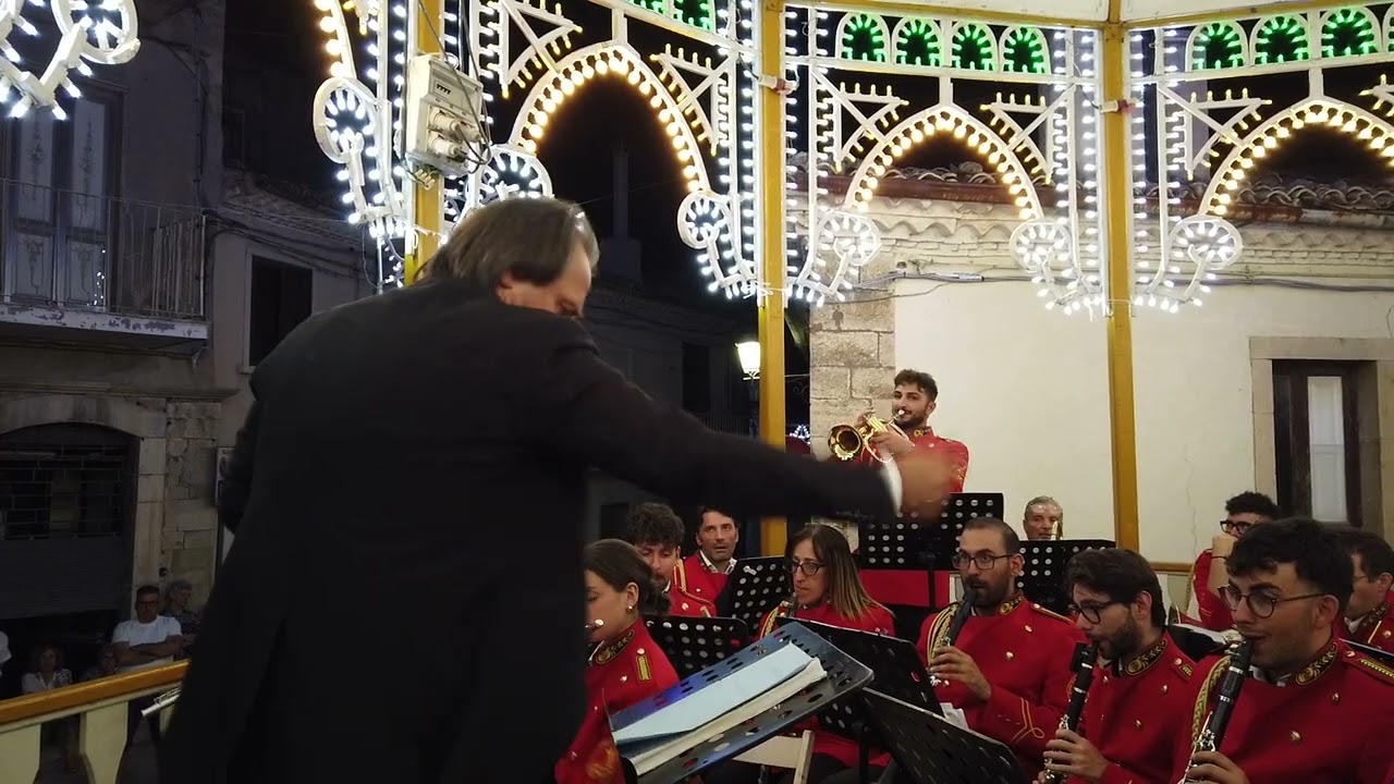 Verdi, TROVATORE Stride la vampa: Banda di Bari live! Flicorno Federico Iodice, dirige M° Aiezza.