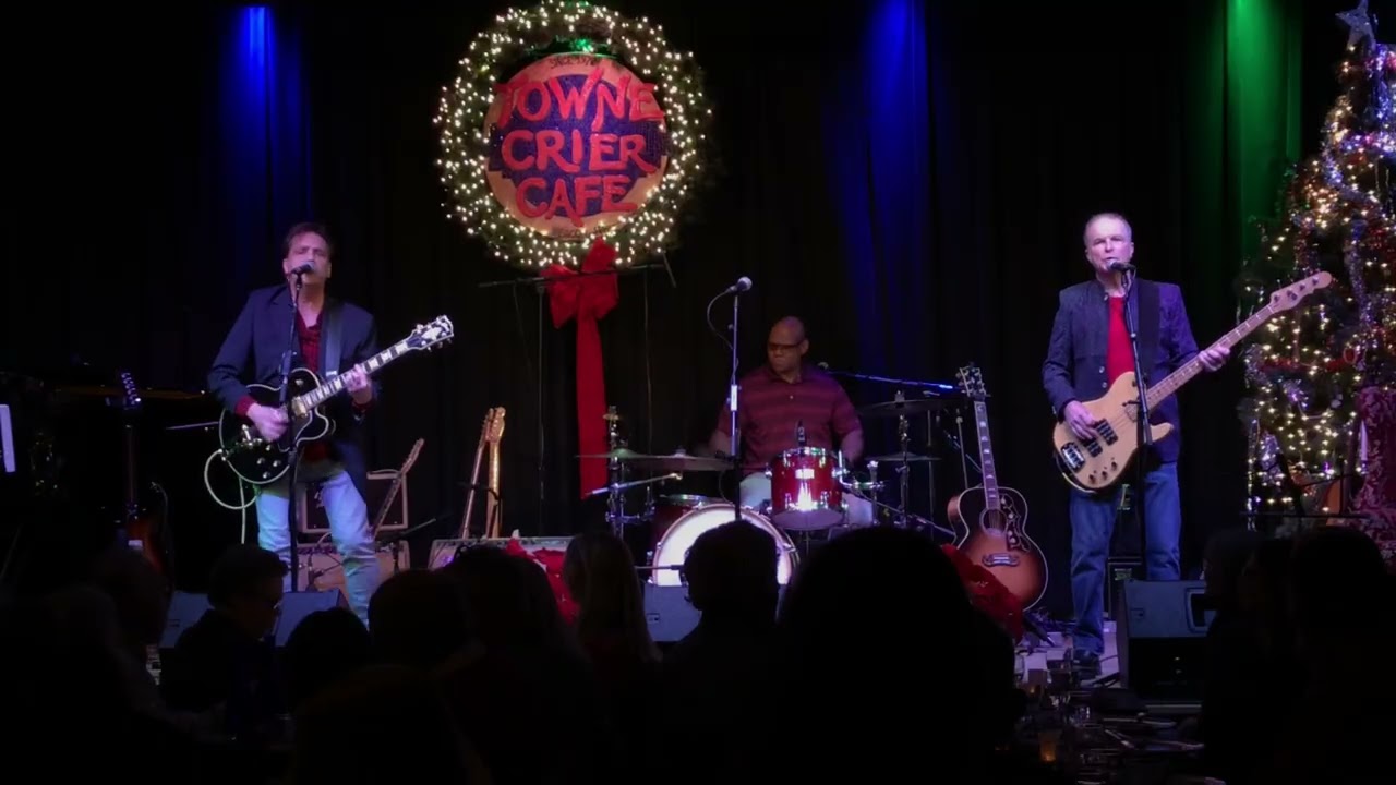 The Flurries at the Costello’s Christmas Concert at the Towne Crier  12-21-2025