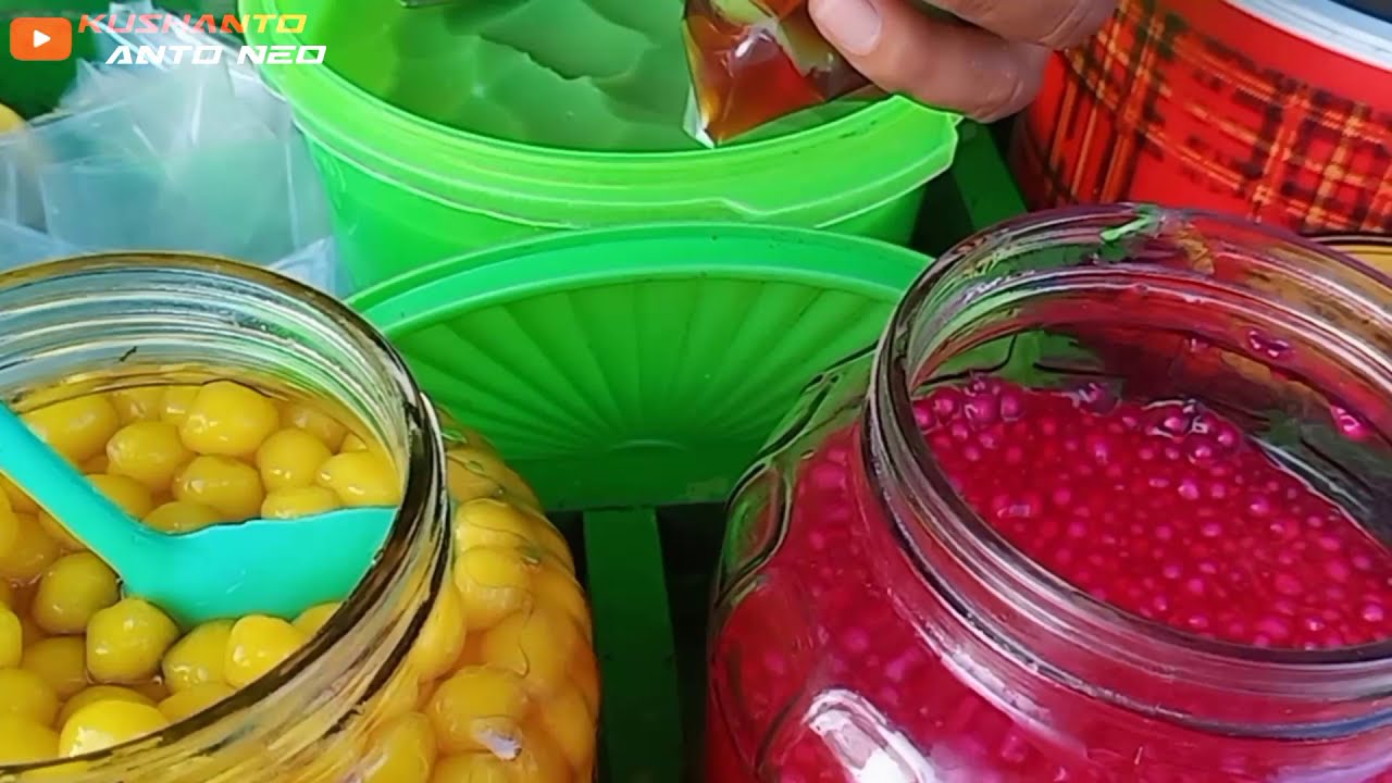 INDONESIA STREET FOODS MARROW ICE PORRIDGE  es bubur sumsum