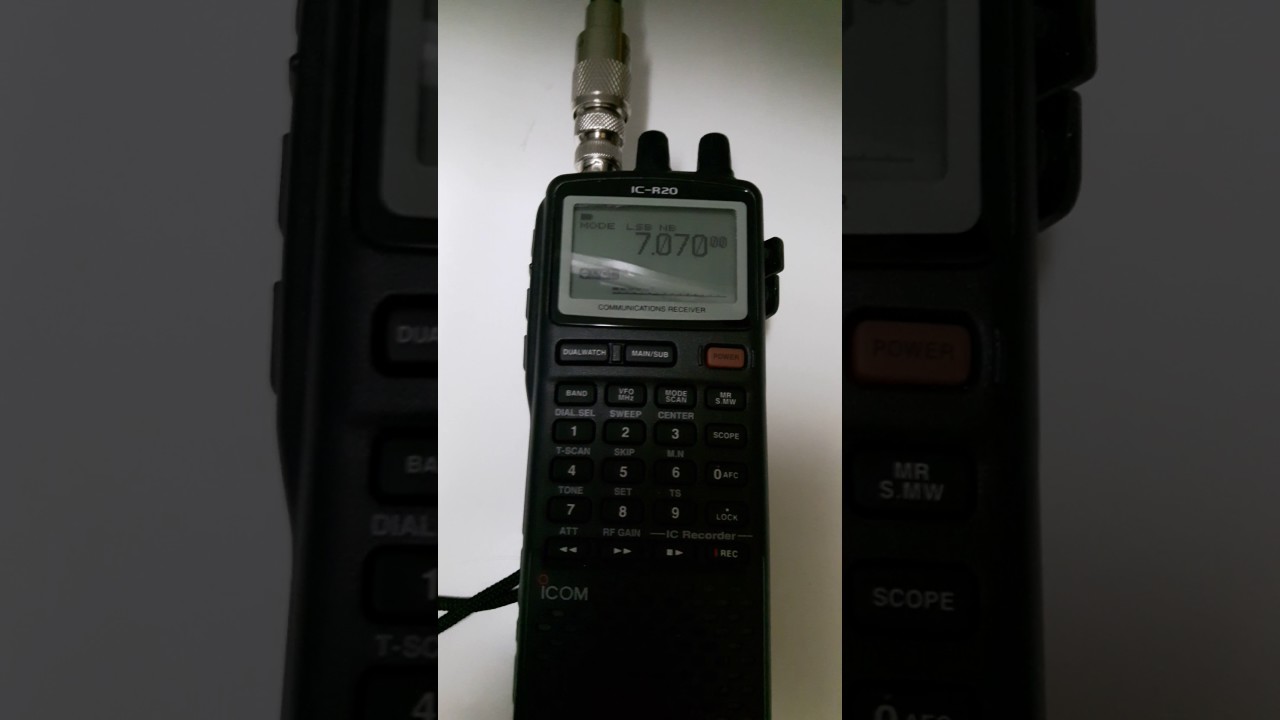 ICOM IC-R20 con DIAMOND D130 e PreAmp DMAX50 in 40m - 28/11/2016 - 15:30 UTC