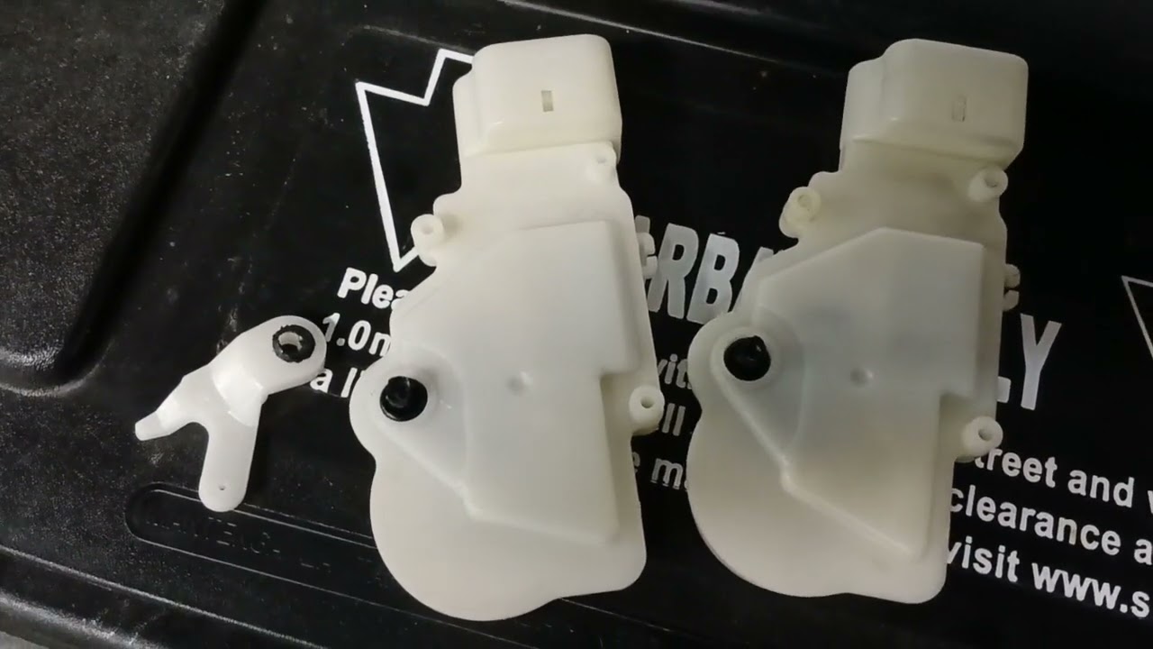 Electric lock motor replacement 2005 Toyota Echo/Yaris
