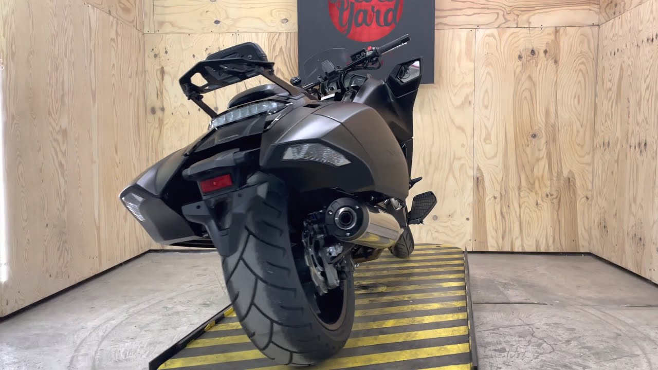 Состояние мотоцикла Honda NM4-02 Vultus ABS пробег 4 тис. км