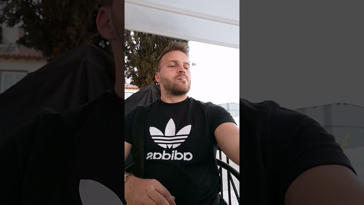 How to smoke a cigarette like a boss 😎🔥