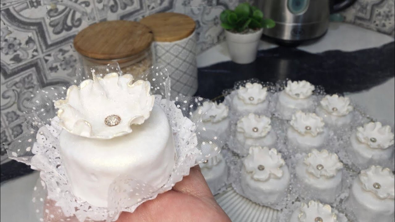 #حلويات_العيد 🇩🇿مخبز الكاوكاو معسل 🍯للقلب و يذوب فالفم بطلية لامعة تبقى طرية لأطول مدة