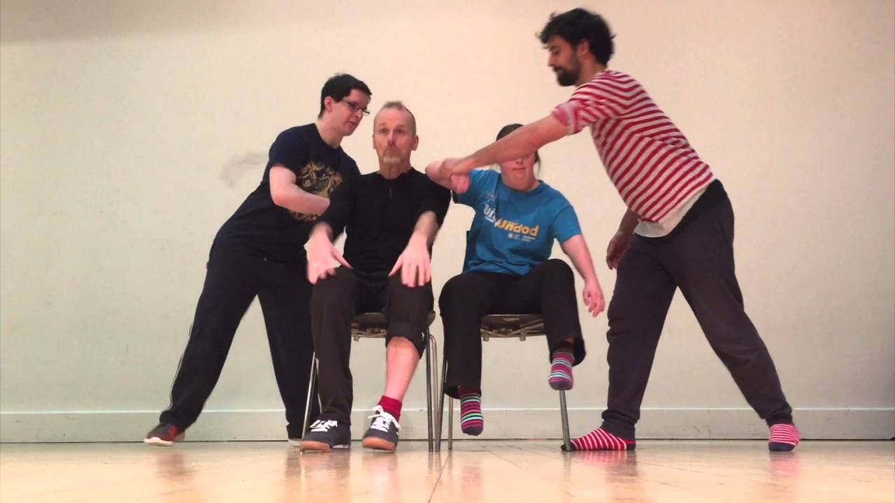 Chair Duets: Hijinx, Teatro La Ribalta & Danza Mobile