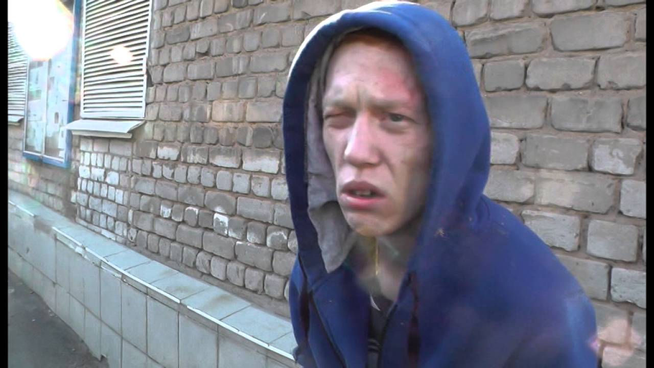 Украл магнитолу бродяга из Вятских Полян. Место происшествия 27.04.2016