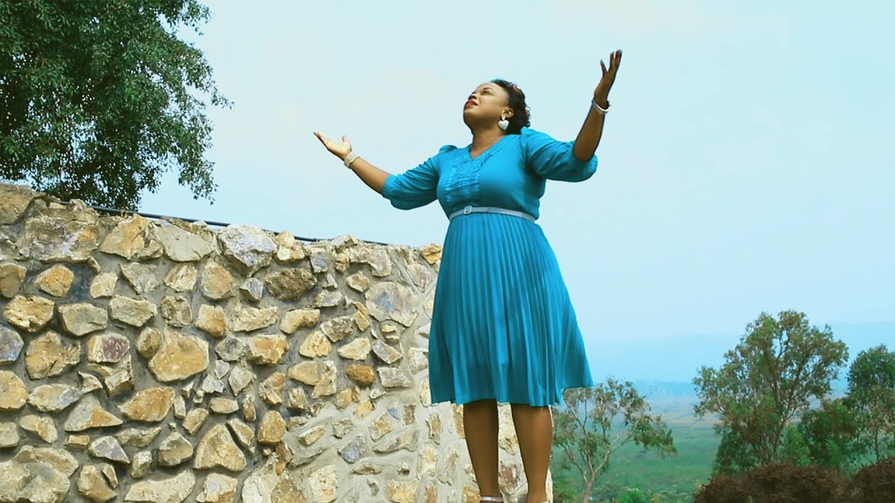 Ndabire omuri Byingi - Nankunda Norah ( Official Video )