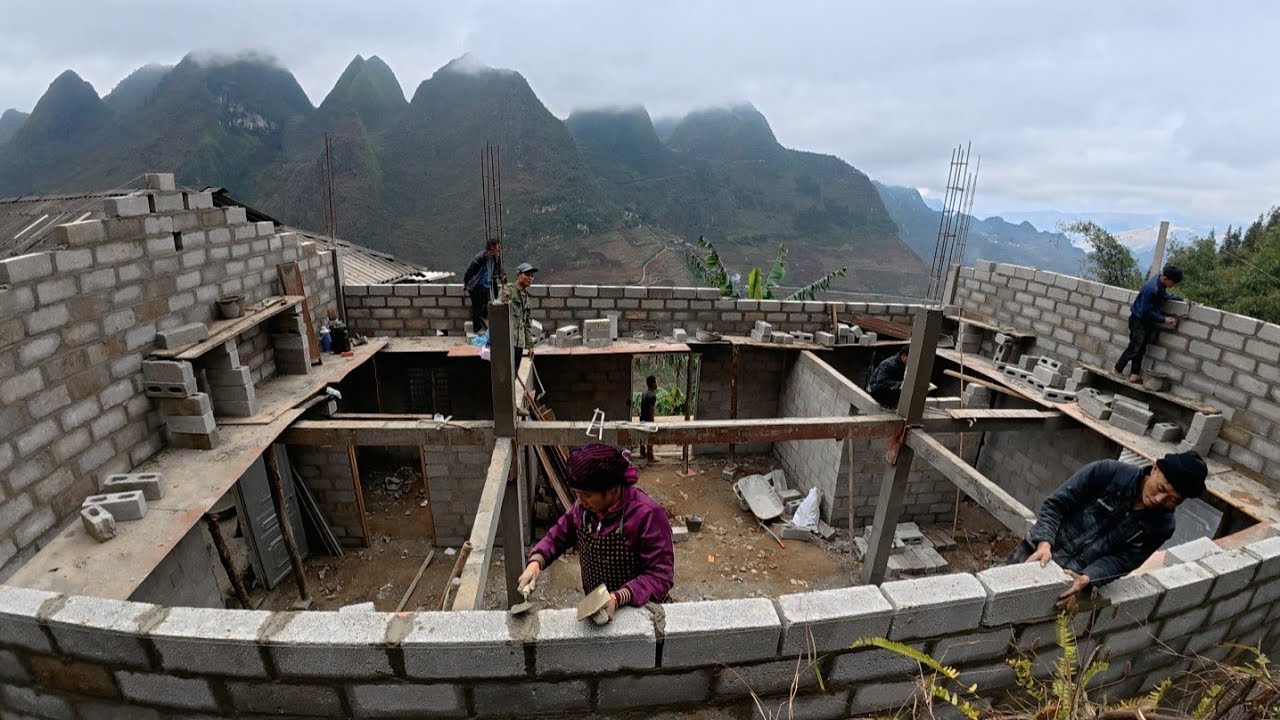 ( Tập 16 ) Anh Em Thợ Đẩy Nhanh Tiến Độ Thu Nóc Kịp Thời Ngôi Nhà Của Mẹ Con Em Chả Đón Tết MỶ VLOG 