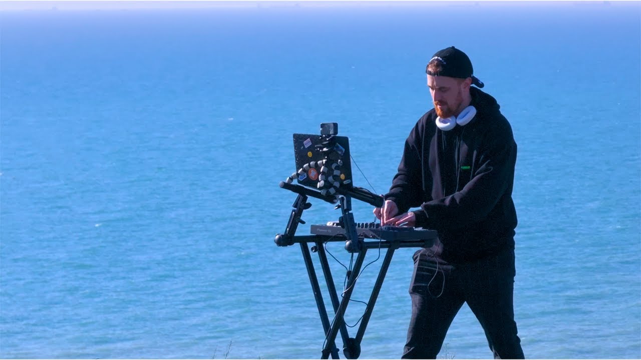 Afro House & Progressive House Mix (Lane 8, Nu Aspect, Axwell,  Anyma) by Artego @ Anapa Seashore