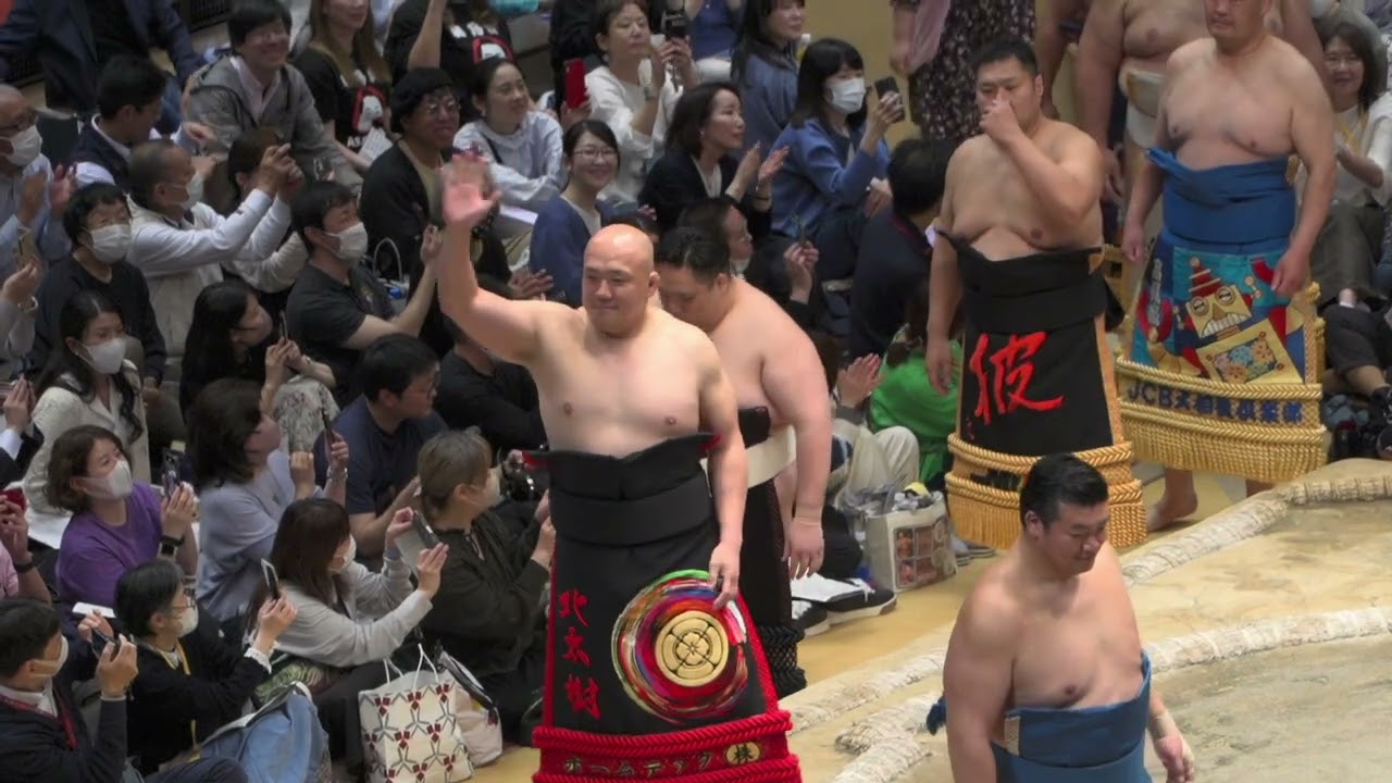 勧進大相撲 OB 土俵入り