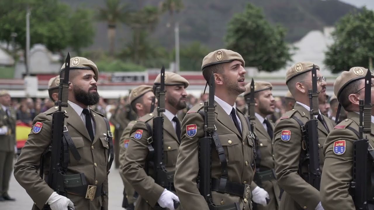 Acto de nombramiento del Stmo. Cristo de La Laguna como protector del Regimiento de Artillería Nº93