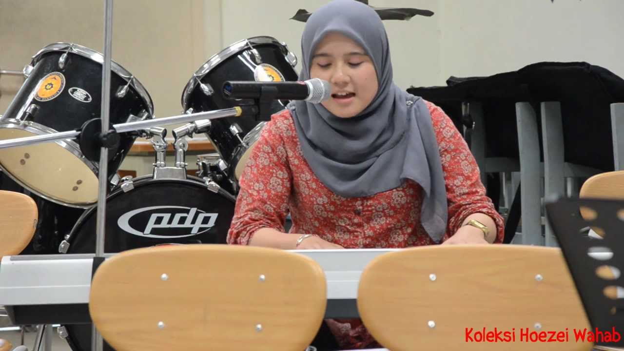 Solo Performance by Amanina Alwani Badaruddin, tutor for Rhythm Section