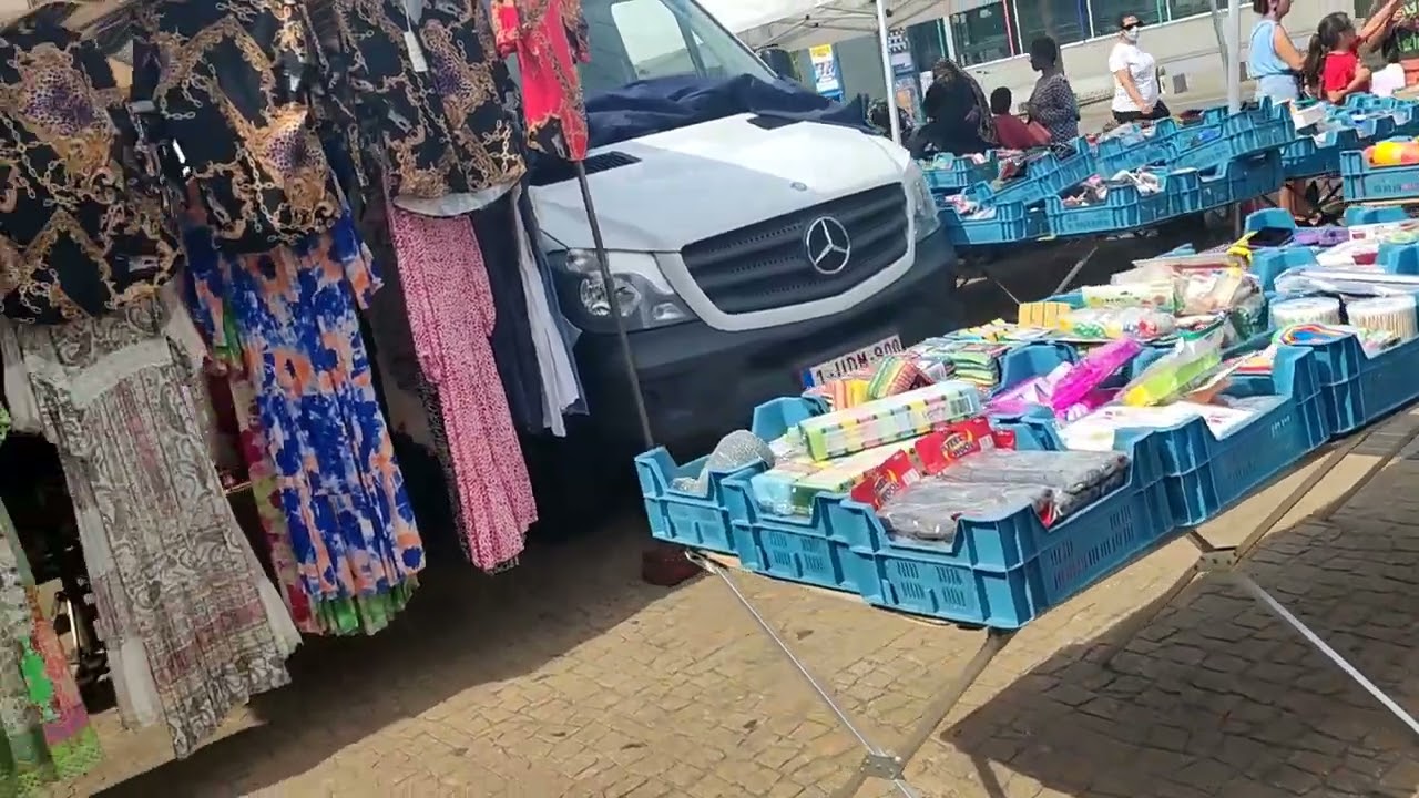Découvrez le Marché du Midi chaque dimanche à Bruxelles سوق ميدي كل يوم الأحد