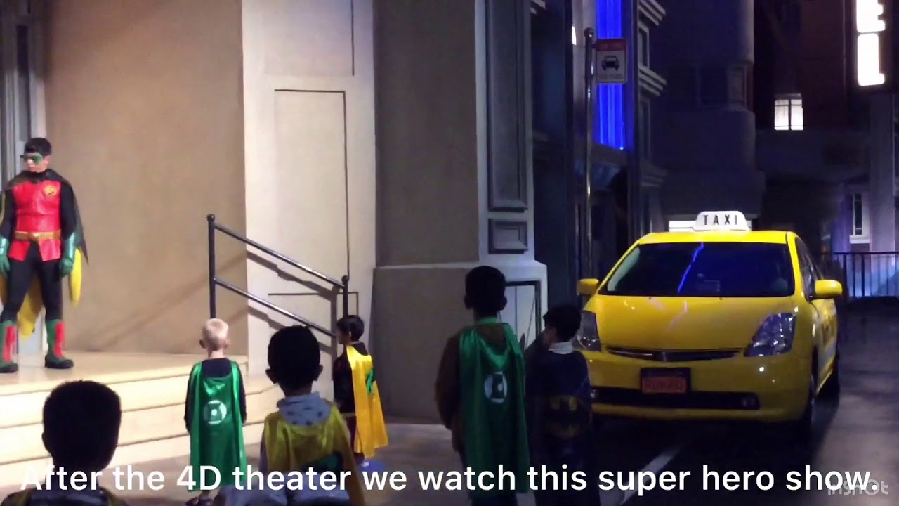 Cosmos Heroes at Warner Bros. World