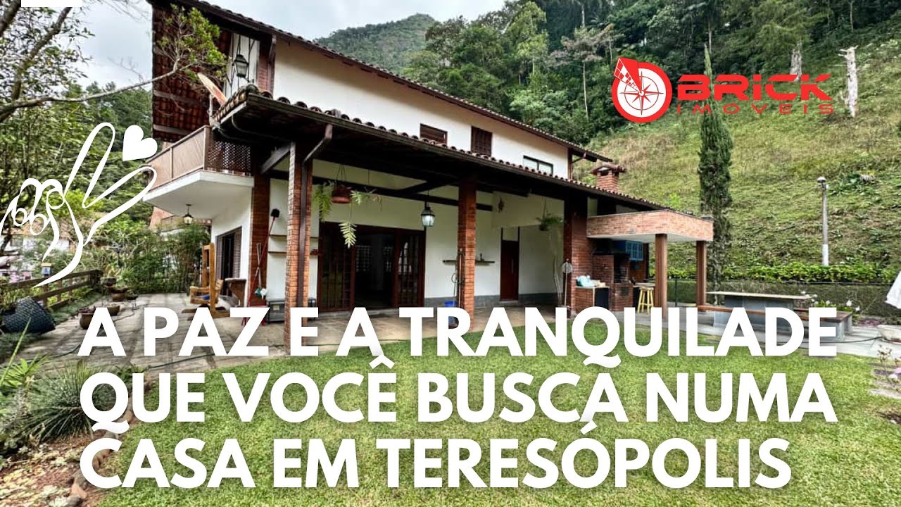 CASA À VENDA COM 3 SUÍTES, QUINTAL, JARDIM, VISTA PANORÂMICA EM CONDOMÍNIO COM LAZER TERESÓPOLIS/RJ.