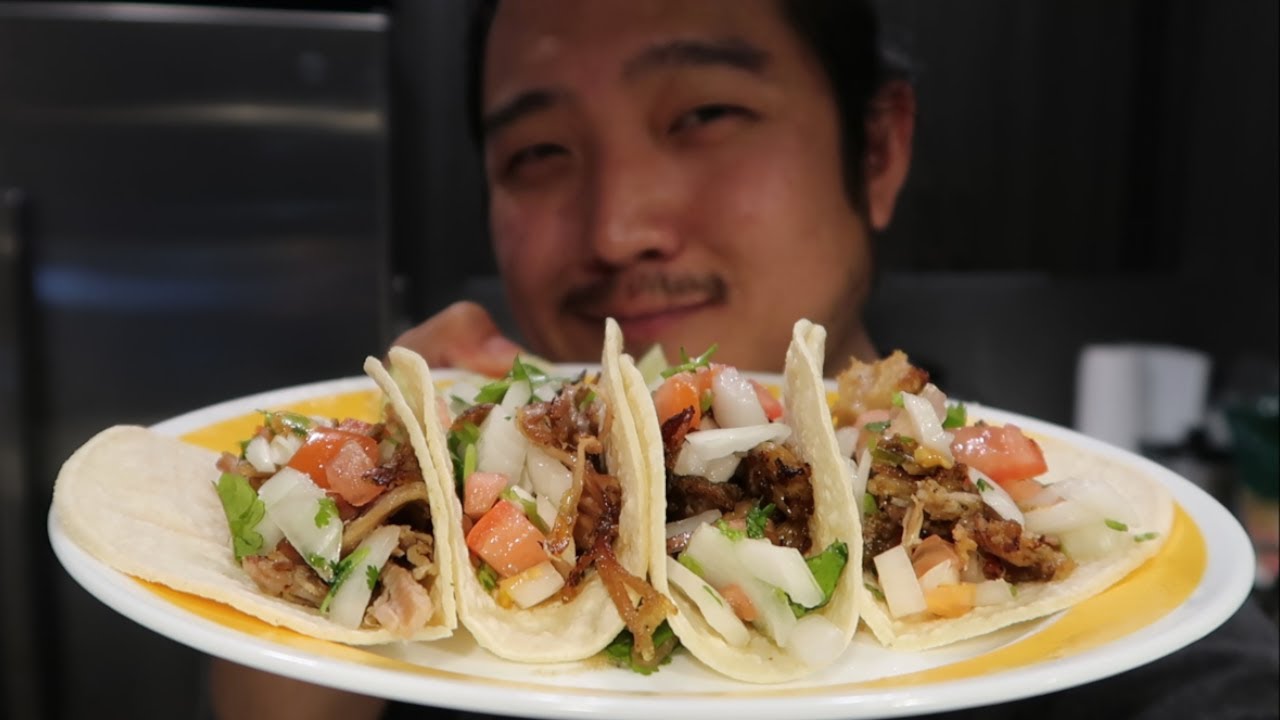 Slow cooked Pulled Pork Street Tacos | Cooking with Daboki