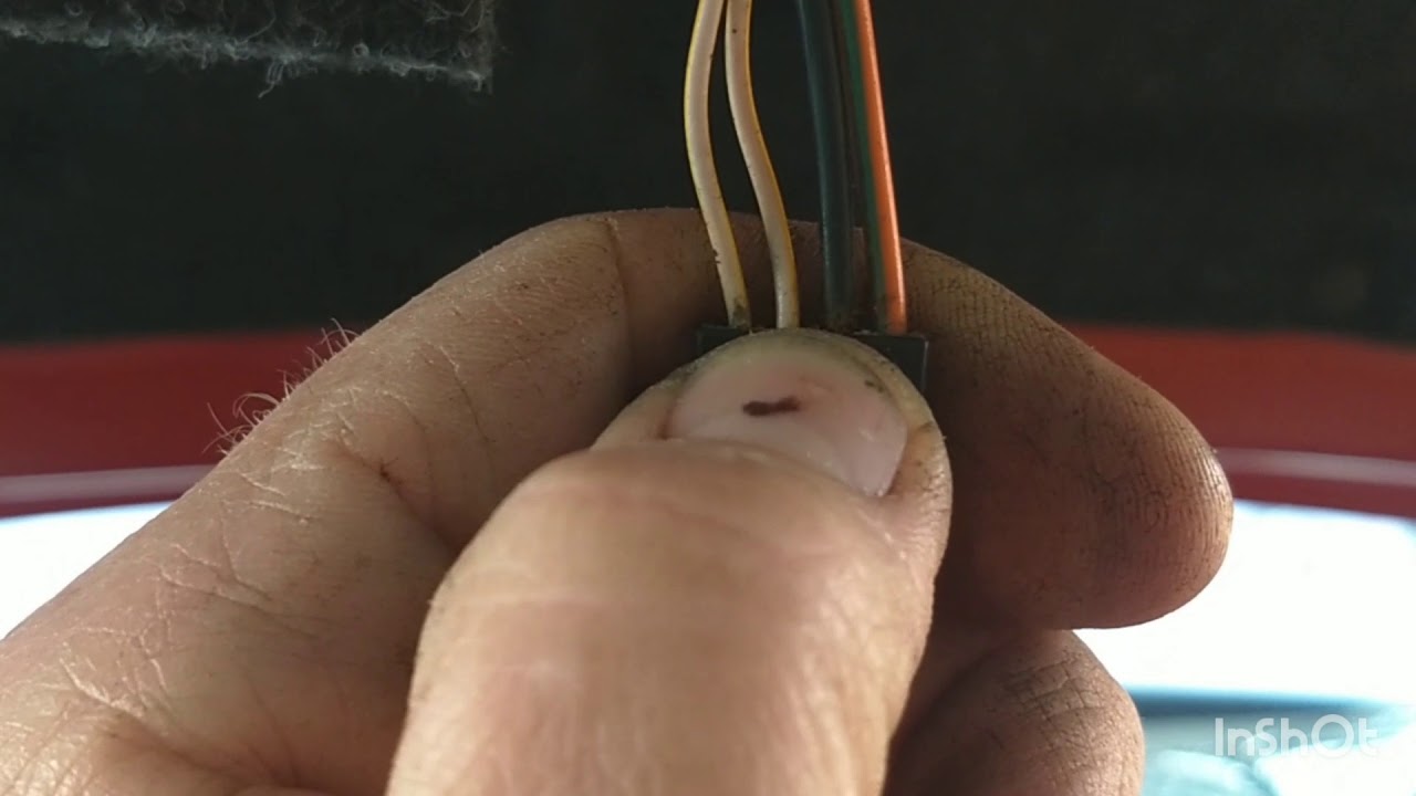 Gran Siena aparecendo porta malas aberta no painel e não funciona as travas elétrica.