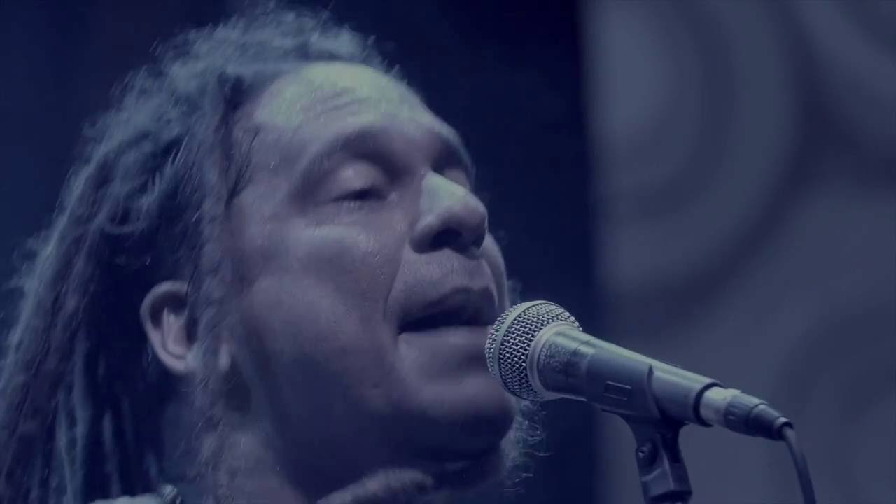 Diamba - A Vida é Bela Pra Quem Sabe Amar