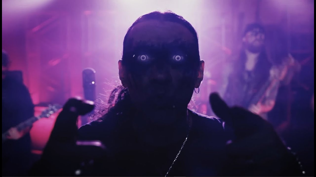 IAN - ESTAMPIDA (Video Oficial)