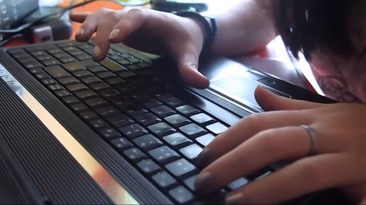 ASMR español - Sonidos de teclado (Keyboard sounds in spanish)