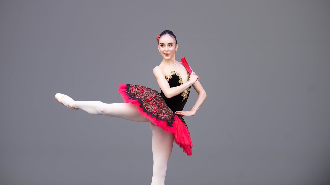 Kitri Variation | Act 3 | Lori Hern&aacute;ndez 