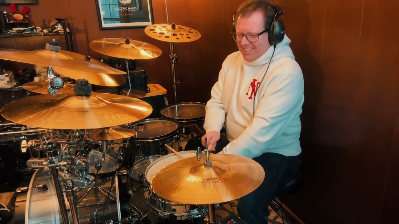 STING “SEVEN DAYS” #drummingacademy #drums #rhythmsaint #sting  