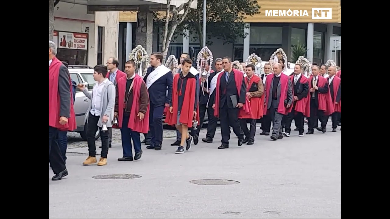Compasso da Páscoa nas Taipas