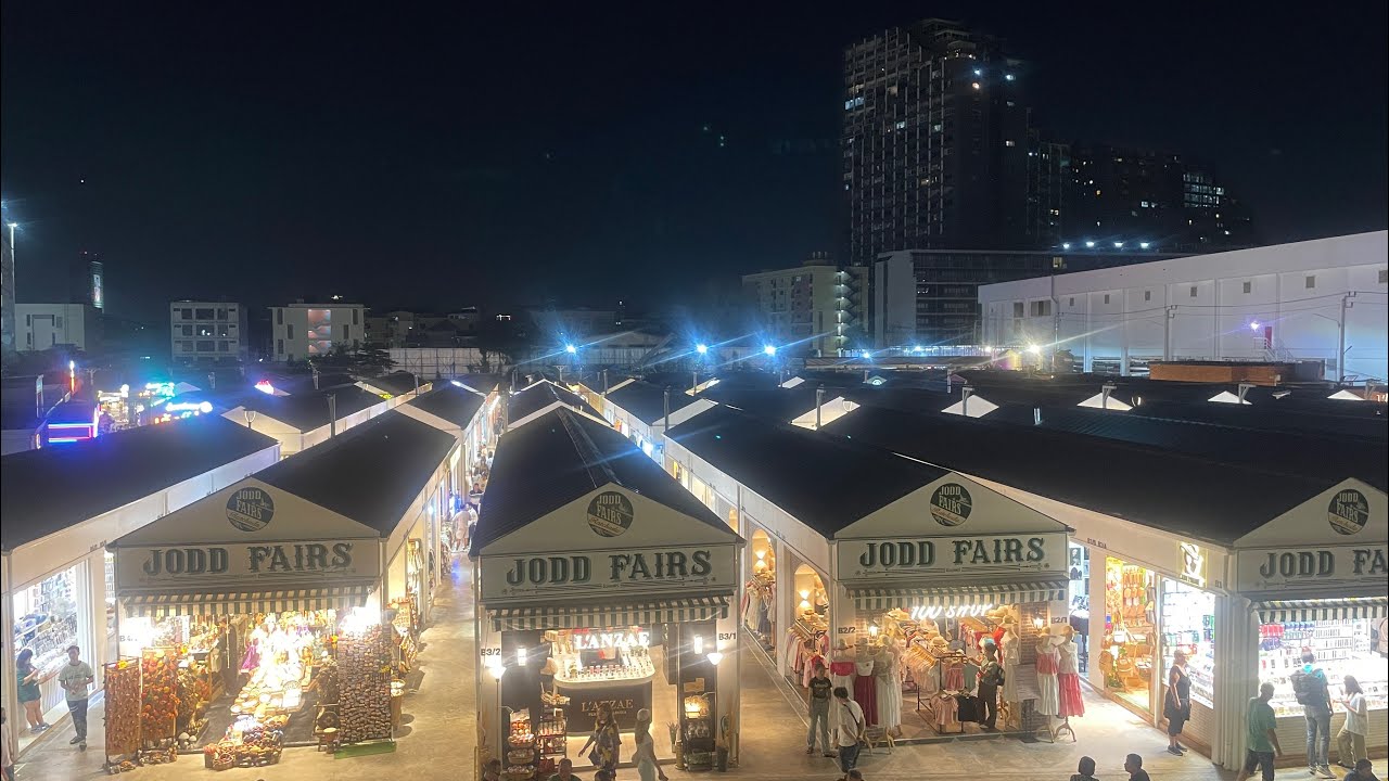 喬德夜市（Jodd Fairs Night Market）搬家了～～ #bangkok #jodd #nightmarket 