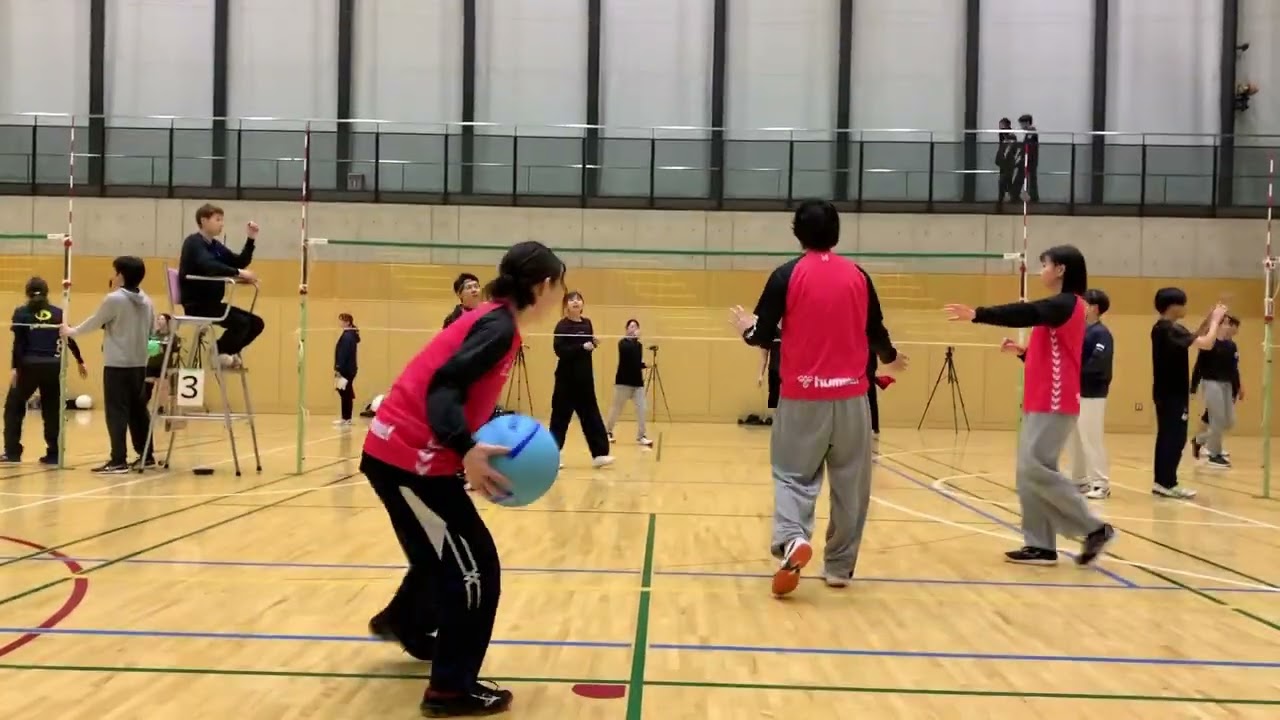 2026 0111 秋葉区新春ソフトバレー大会　かたちゅう対プラム ②