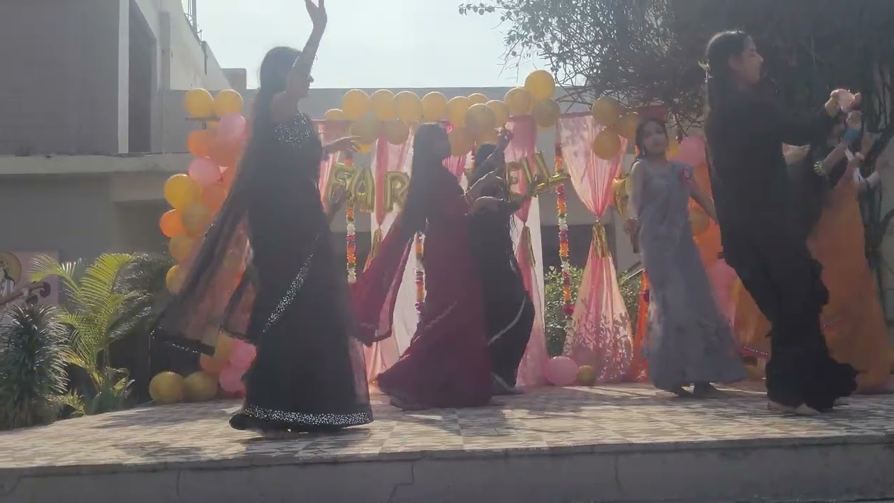 Graceful dance performance of class 8th ✨️in Holy Bless Public School ##