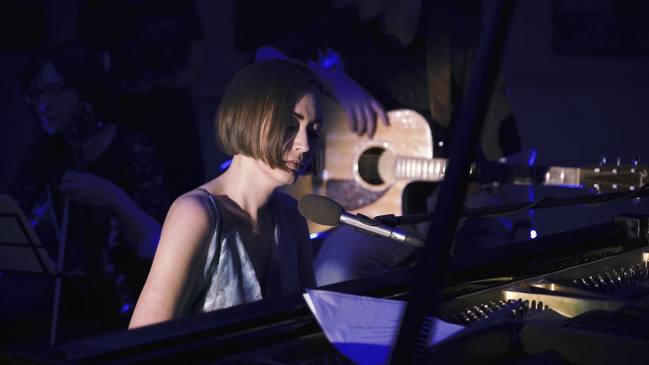 Roza Fa - piano essay 