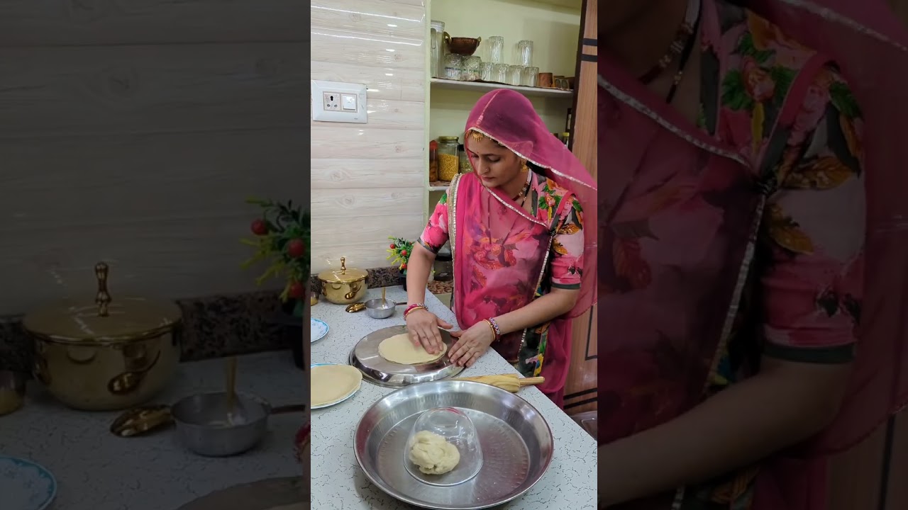 आज बनाएंगे एक ही मेहनत में दो तरह की मठरी | Meethi Namkeen Mathri | Geeta's Cooking