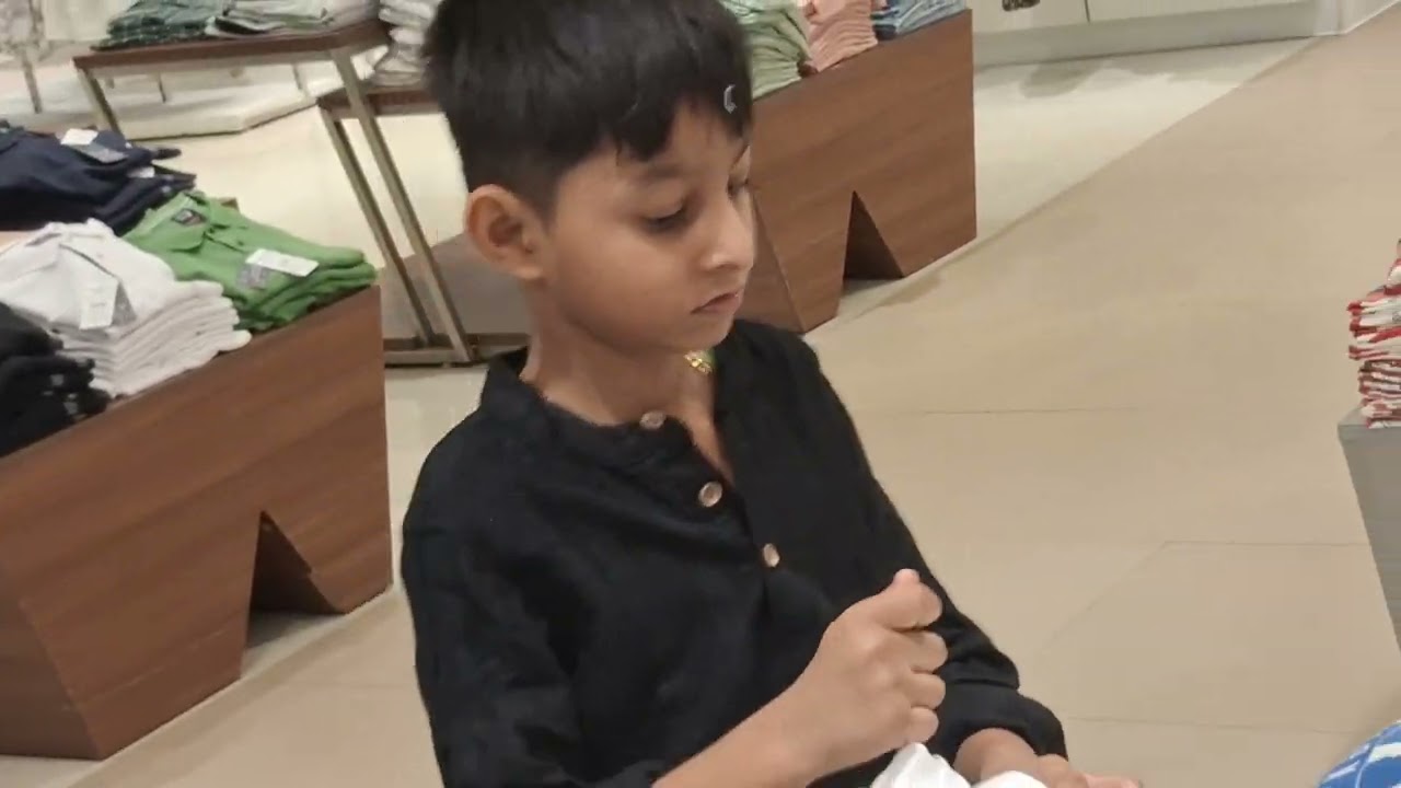 Reliance trends  mall ghumne kaha gaya  vivaan 🤑🥰