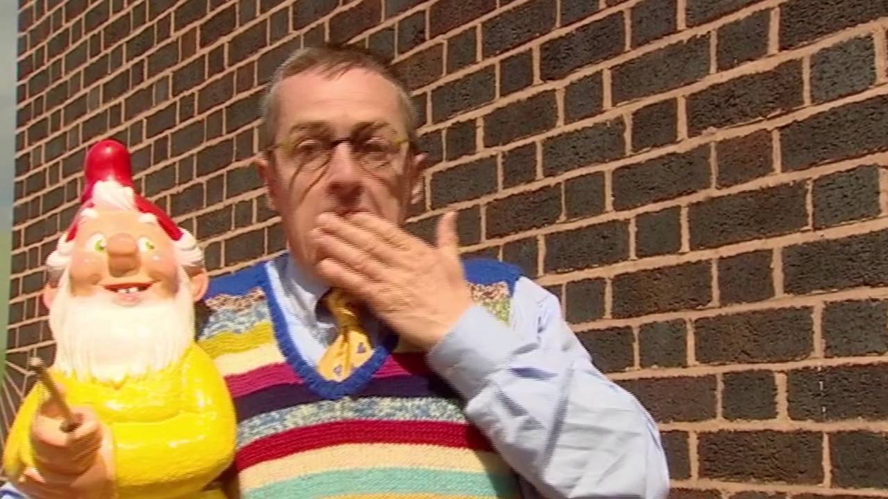 Brum 413 | RUNAWAY BALL | Kids Show Full Episode