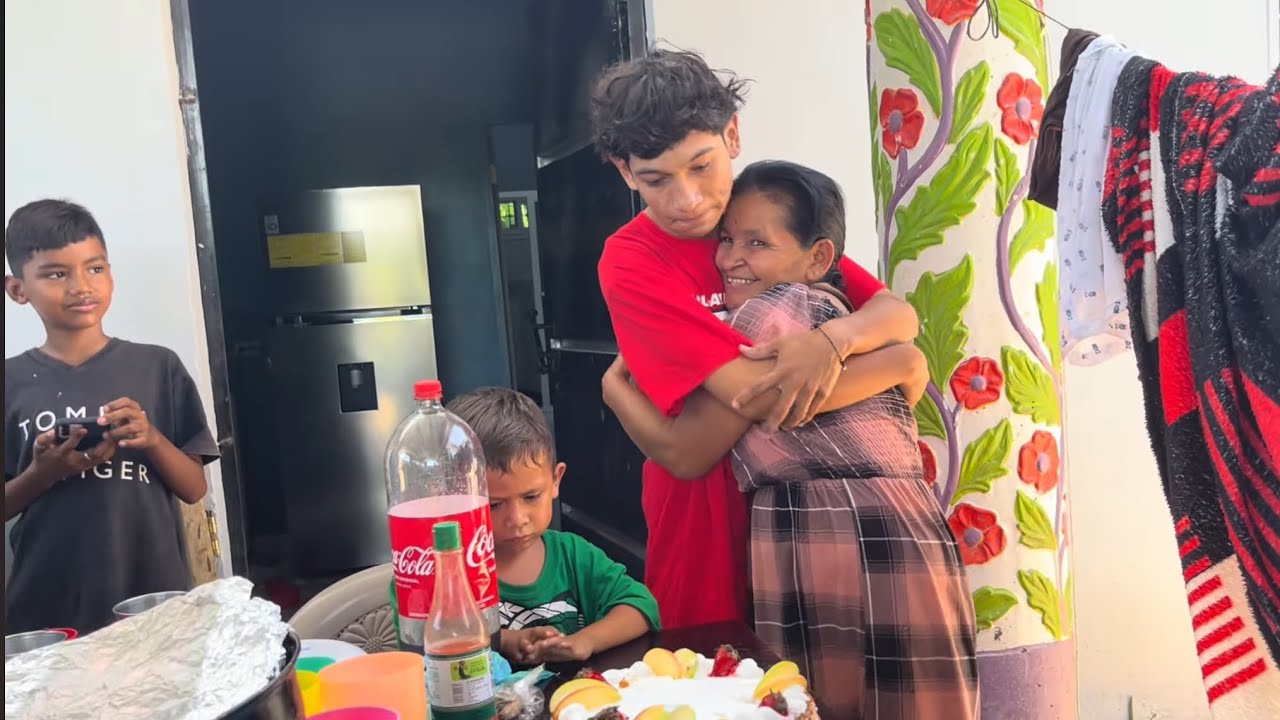 Celebrando el Cumpleaños de Mauda 🎂🎁🎉🥳