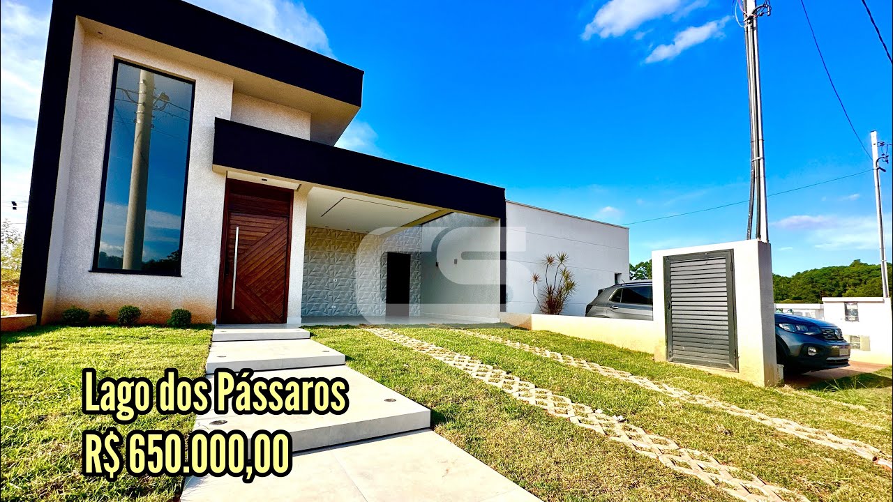 Casa estilo moderno, disponível para venda no condomínio Lago dos Pássaros! Cotia/SP