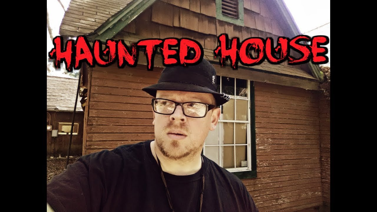 OLD CREEPY HAUNTED HOUSE (SHADOW CAUGHT ON CAMERA)