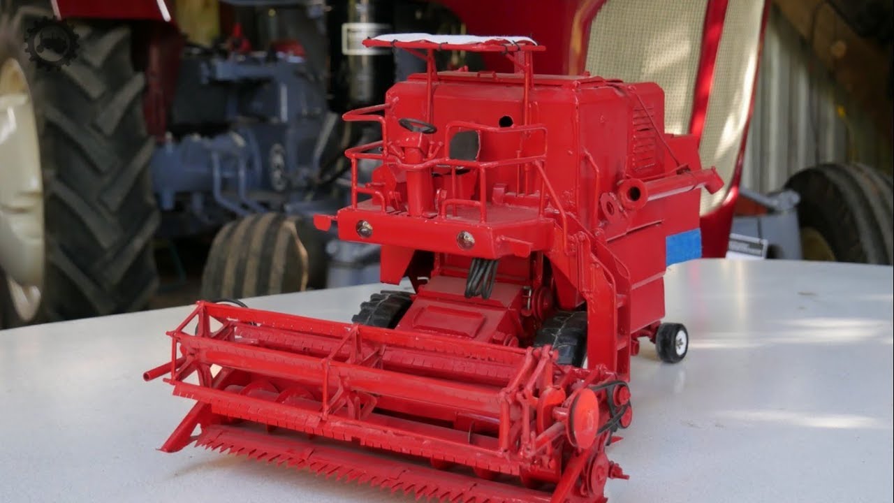 Niezwykły kombajn BIZON Z056