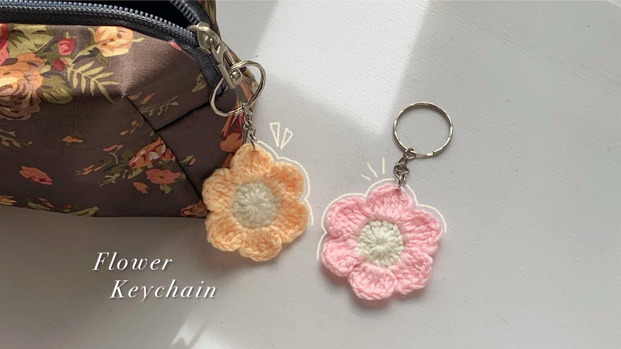 Crochet flower keychain tutorial || yarnivora