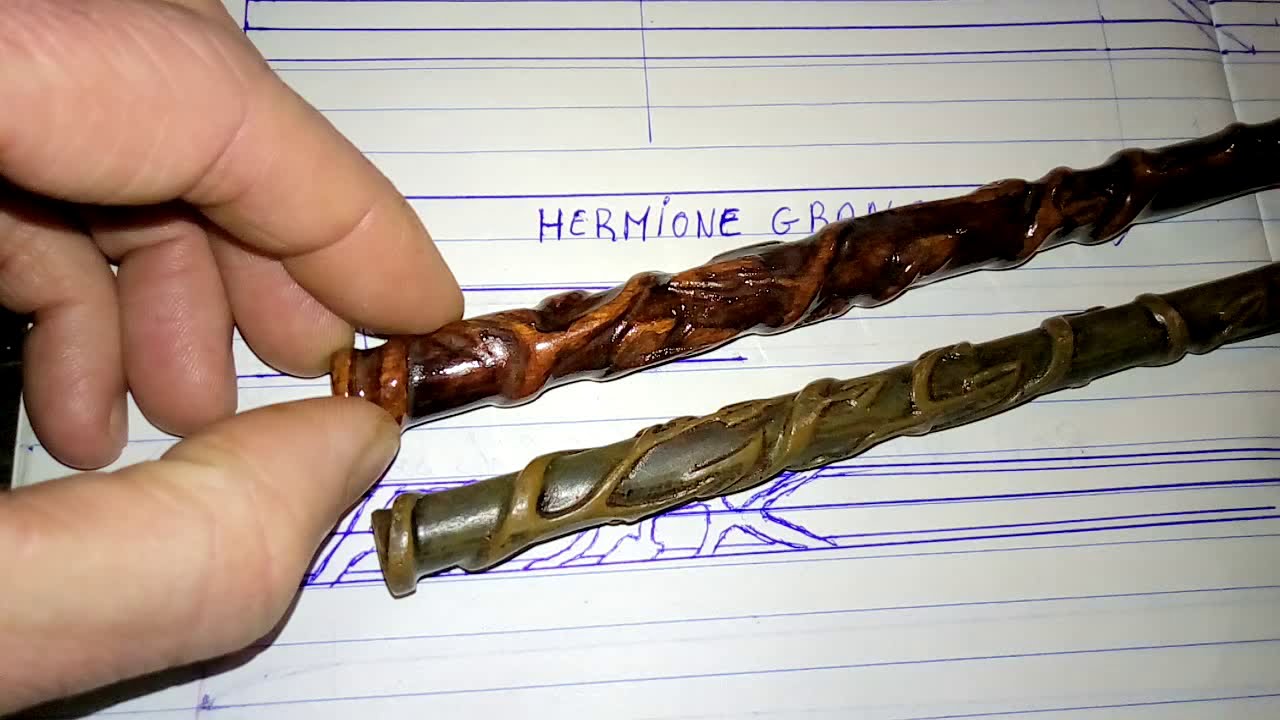 Baguette Hermione Granger en bois.