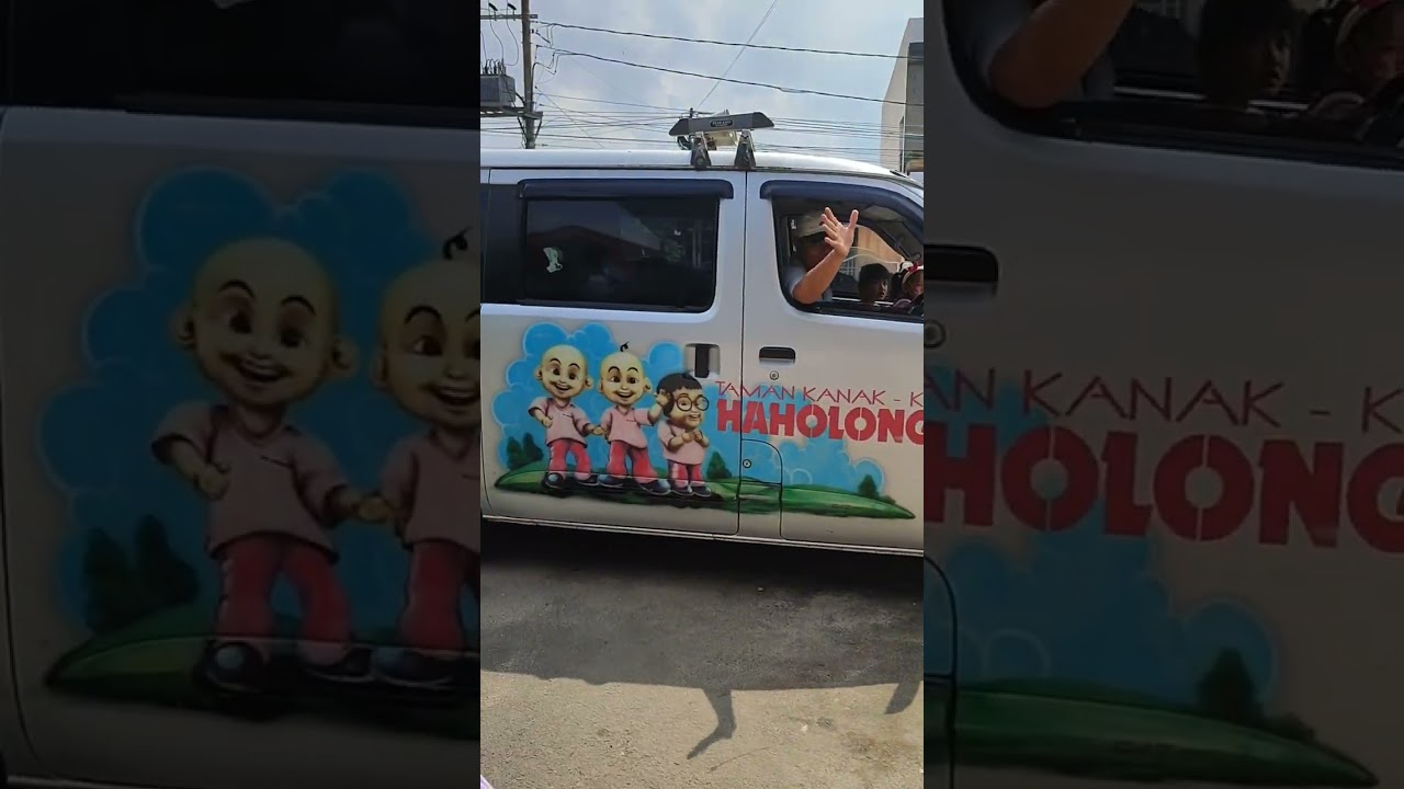 Hari ini aku ikut lomba 17 Agustusan di sekolahku di TK Haholongan, 15.08.2024