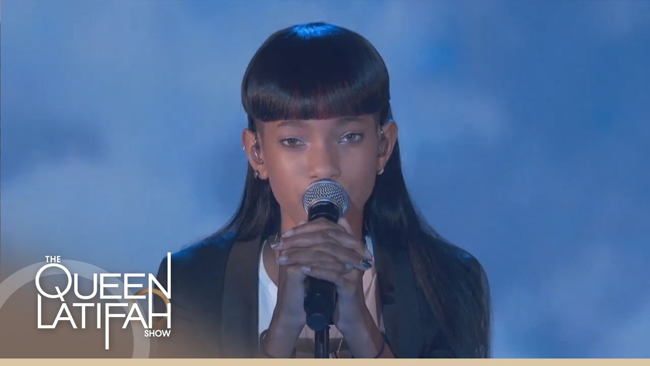 Willow Smith Performs 