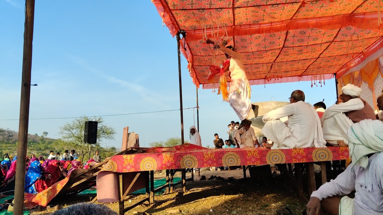 सात डुगरी के बीच में हीरामन के मंदिर पर सुड्डा दंगल जाखोदा 
