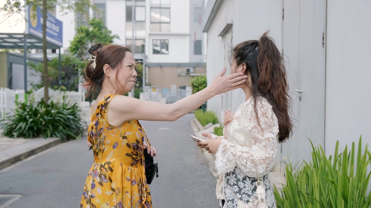 Chủ Tịch Bị Mẹ Nhân Viên Coi Thường Vì Tưởng Là Gái Quê Và Cái Kết-Đừng Coi Thường Người Khác-Tập631