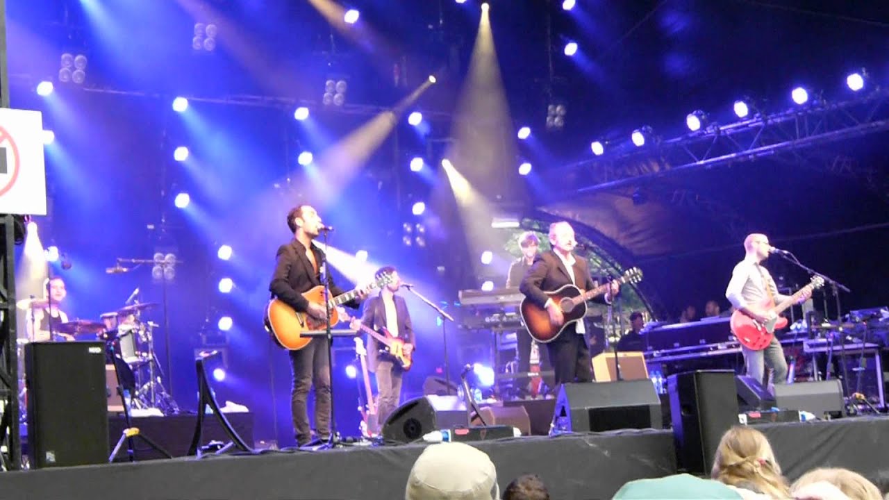 T'as beau pas etre beau - Francofolies de Spa 2011 - Louis Chedid