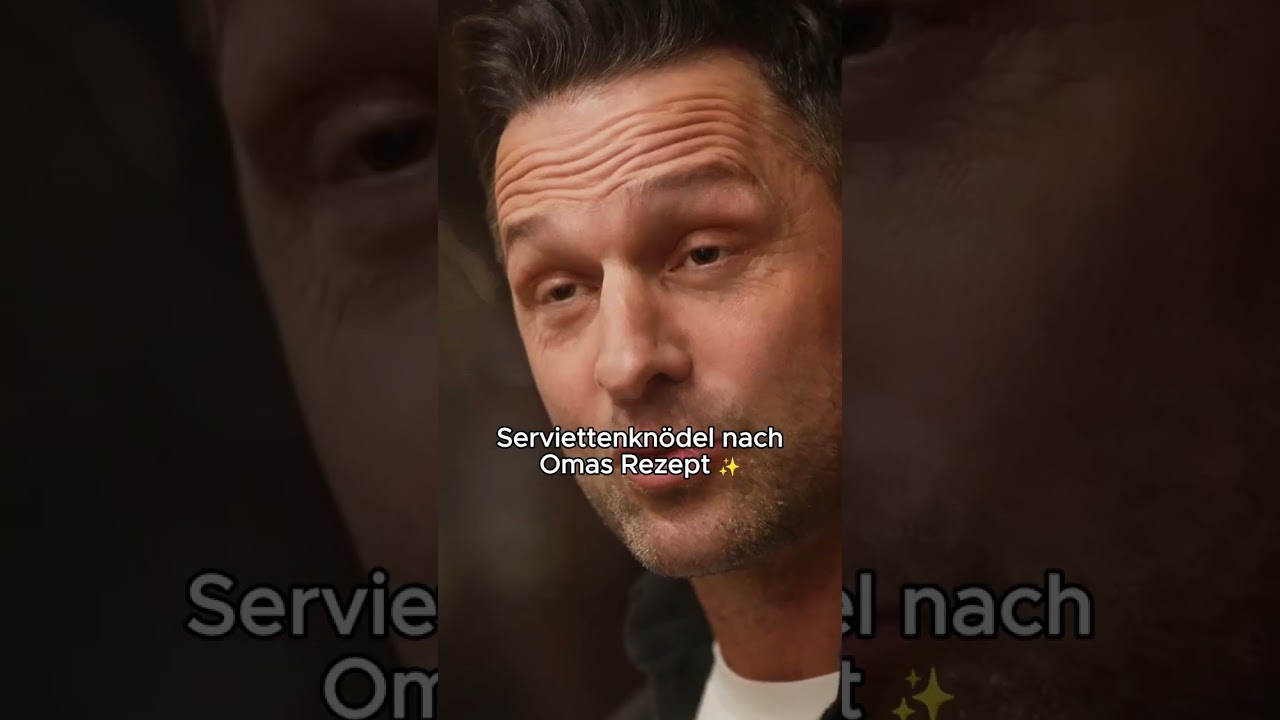 Alexander Kumptner kocht Servietten-Kn&ouml;del nach Omas Rezept ✨ 