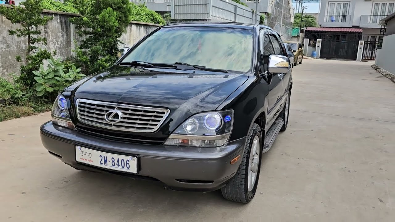 ឡានលក់ធូរៗឆ្នាំ99 LEXLIS  RX300តម្លៃ7500ចរចា លេខទូរសព្ទ0975540096 %0965859603